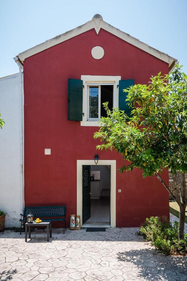 Traditional Rustic Maisonette By Konnect Agios Ioannis Peristerion Exteriör bild